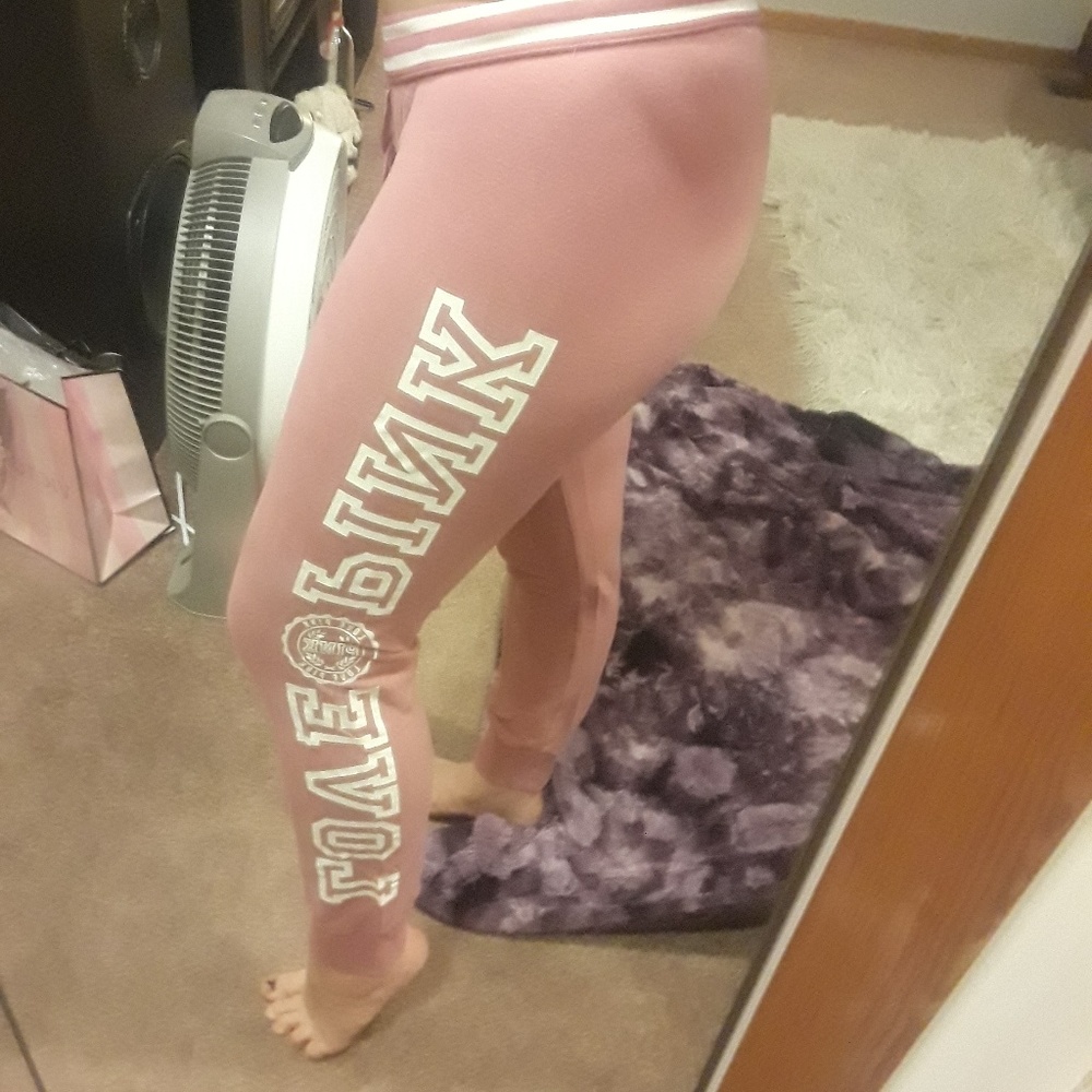 Pink Victoria's secret collegiate pants.